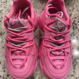 STEVE MADDEN Power Pink 8M